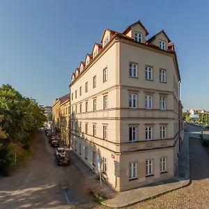 https://minimino-hotel.praguehotelsweb.com